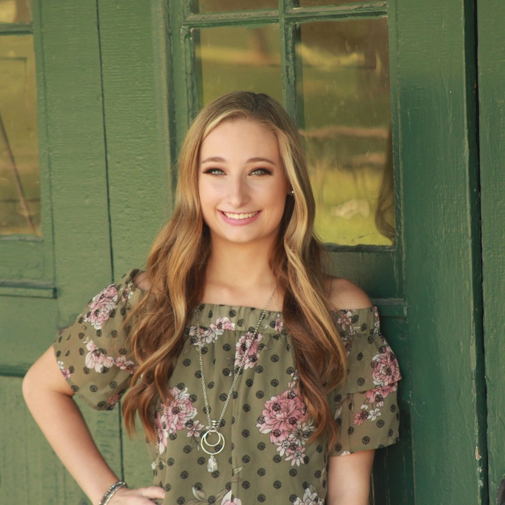 Meet your Posher, Maddie